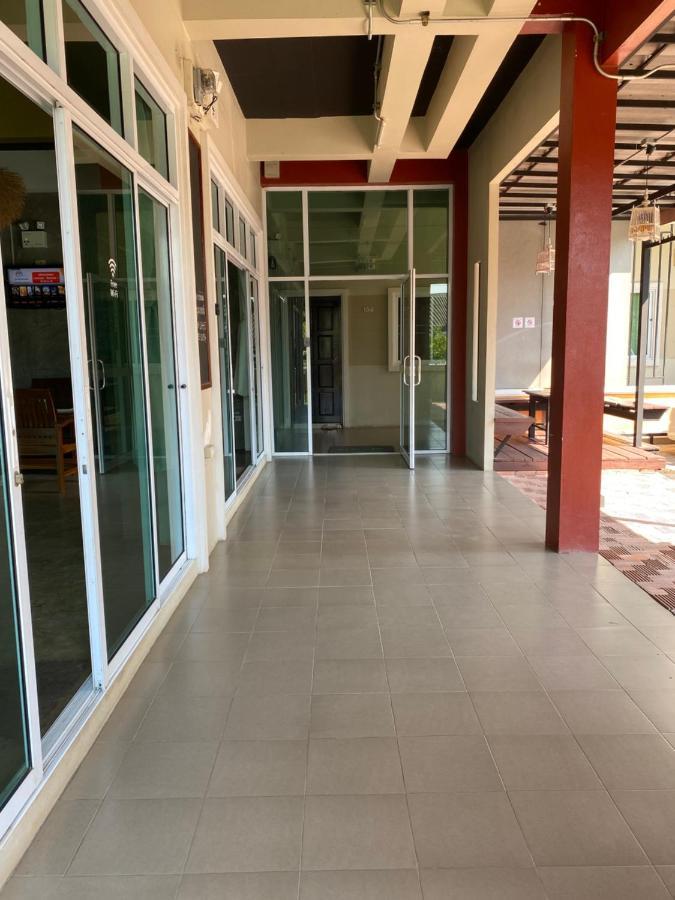 Preme Apartment @Maejo Ban pa Lan  المظهر الخارجي الصورة