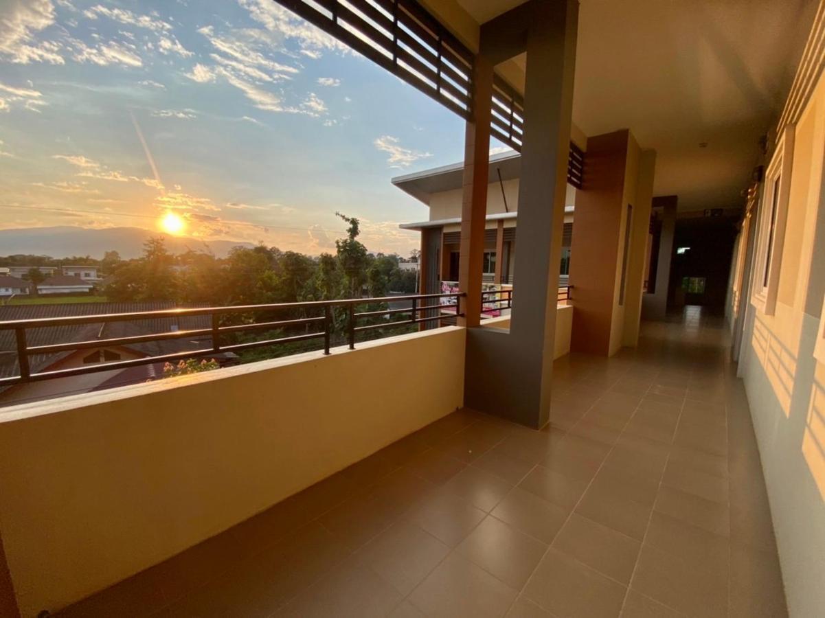 Preme Apartment @Maejo Ban pa Lan  المظهر الخارجي الصورة