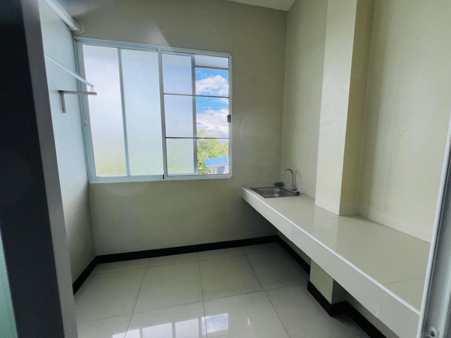 Preme Apartment @Maejo Ban pa Lan  المظهر الخارجي الصورة